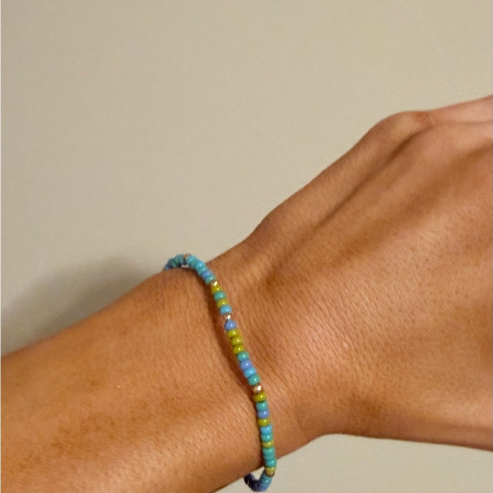 Beaded Blondes Blues & Green Bracelet - Picture 4 of 4